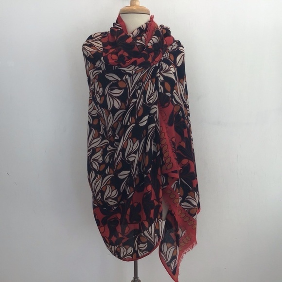 Ann Taylor large tropical print with border scarf/shawl/ coverup 79”x86” - Picture 1 of 11